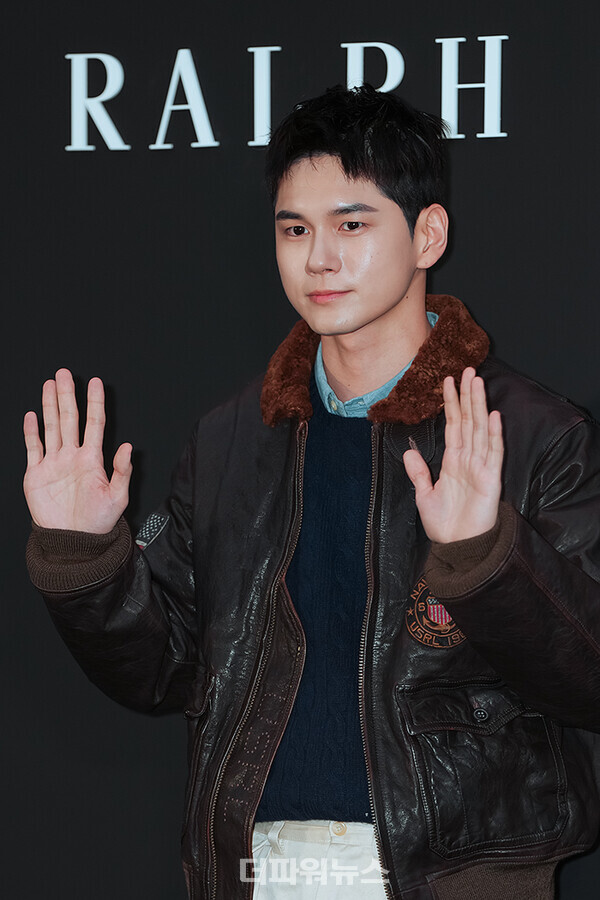 옹성우,포토월행사