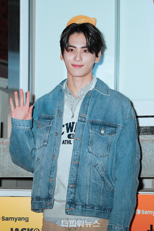 SF9유태양,포토월행사