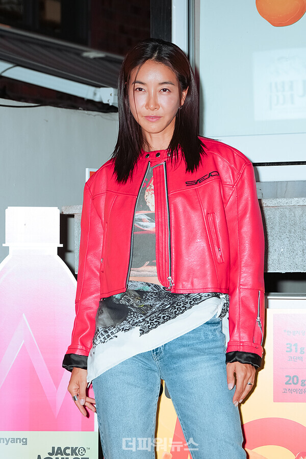 배우진서연,포토월행사