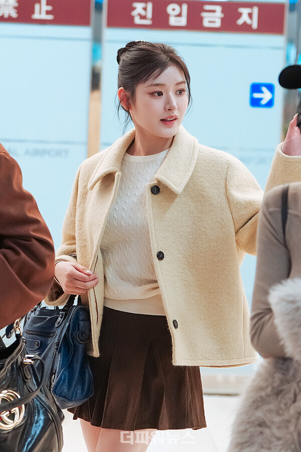 피프티피프티아테나,인천국제공항입국