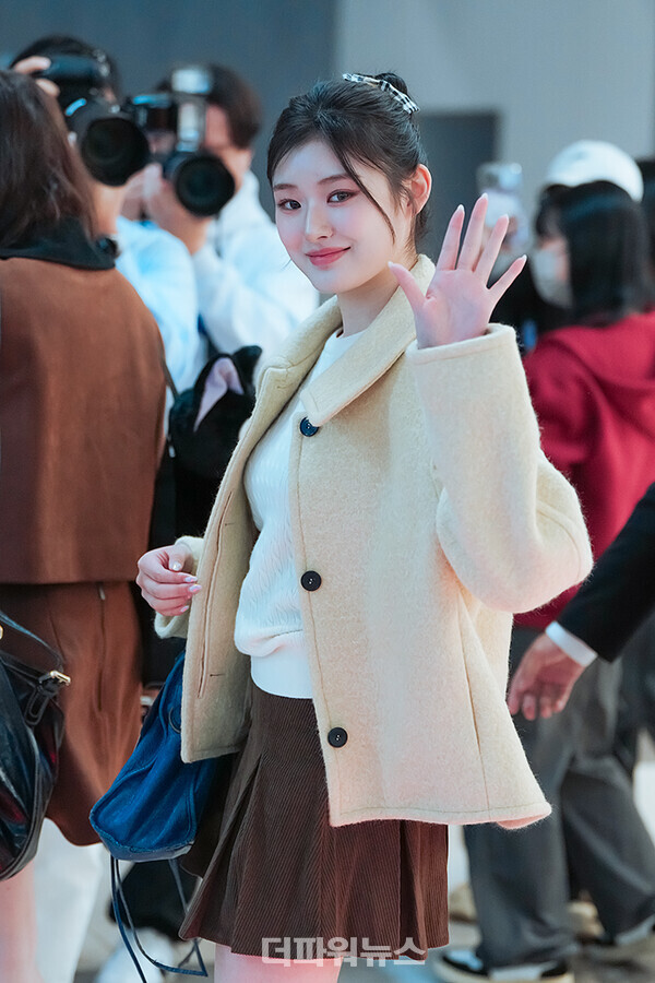 피프티피프티아테나,인천국제공항입국