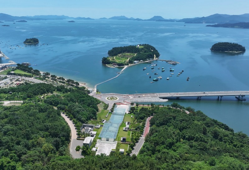 GS칼텍스 예울마루 및 장도 전경