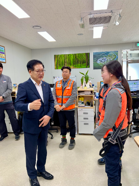 동서발전 권명호 사장, 음성건설본부 현장방문