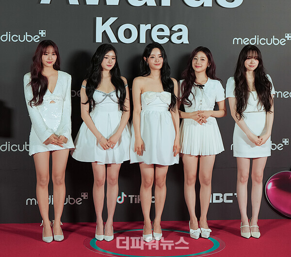 피프티피프티,틱톡어워즈포토월