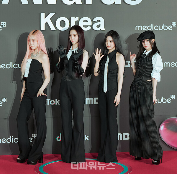 에스파,틱톡어워즈포토월