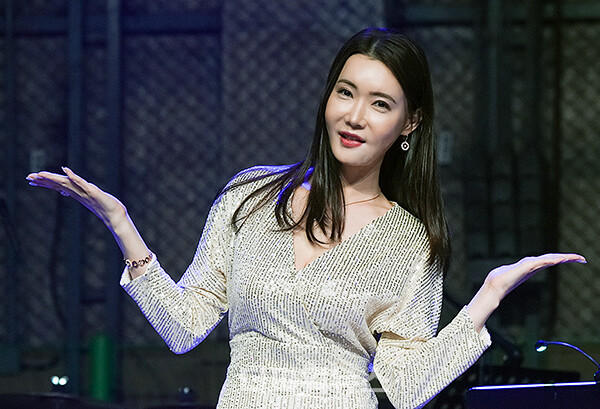 정은주,컴백무대(사진제공=킴스네트웍스)