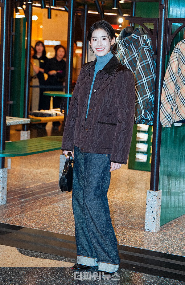 정은채,포토월행사