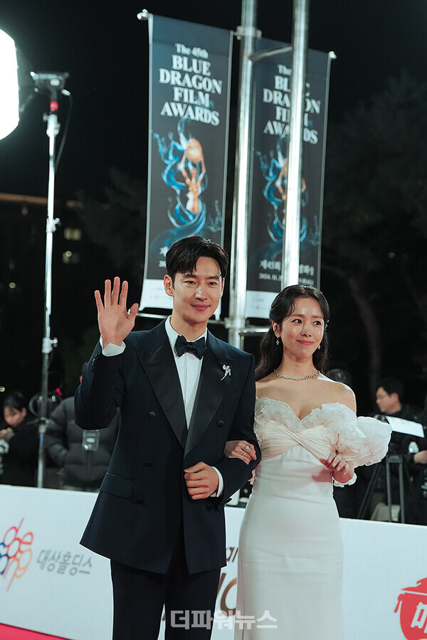 이제훈-한지민,제45회청룡영화상레드카펫행사