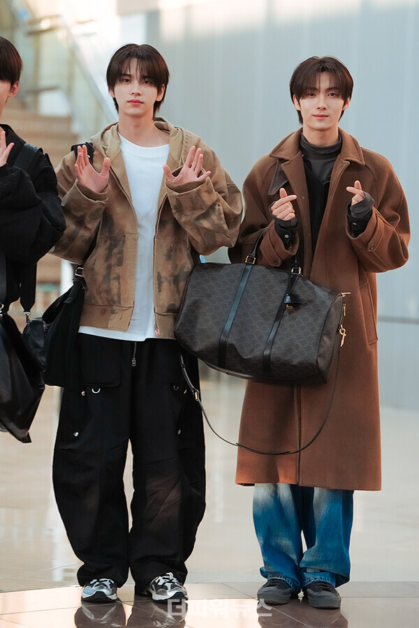 투어스신유-영재,김포국제공항출국