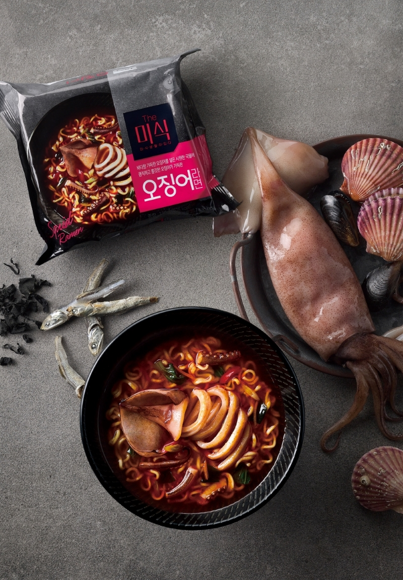 하림, ‘더미식 오징어라면’ 선보여