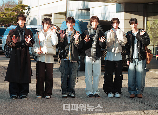 투어스,KBS뮤직뱅크출근길