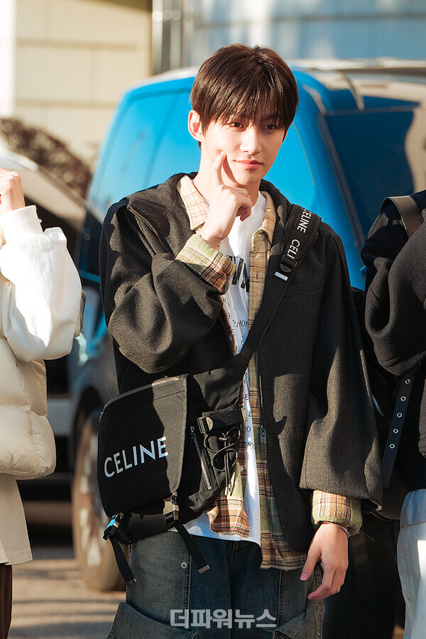 투어스지훈,KBS뮤직뱅크출근길