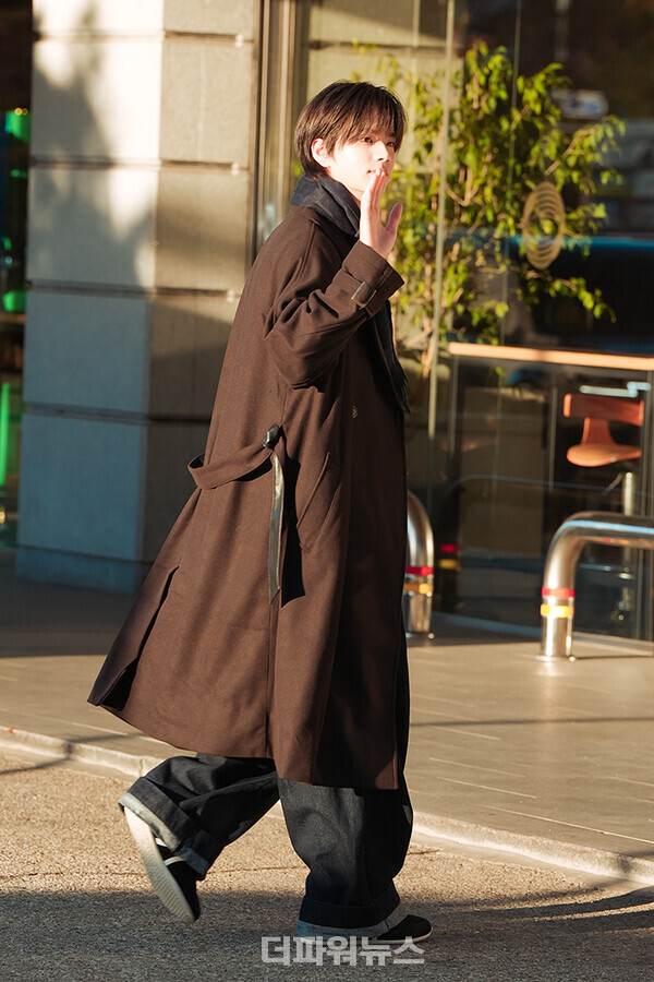 투어스신유,KBS뮤직뱅크출근길