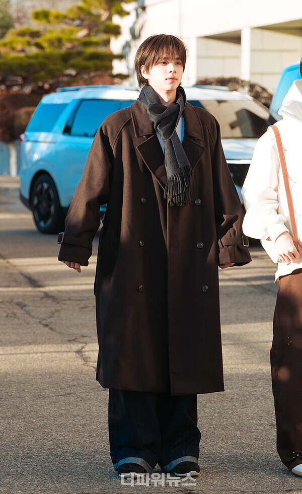 투어스신유,KBS뮤직뱅크출근길