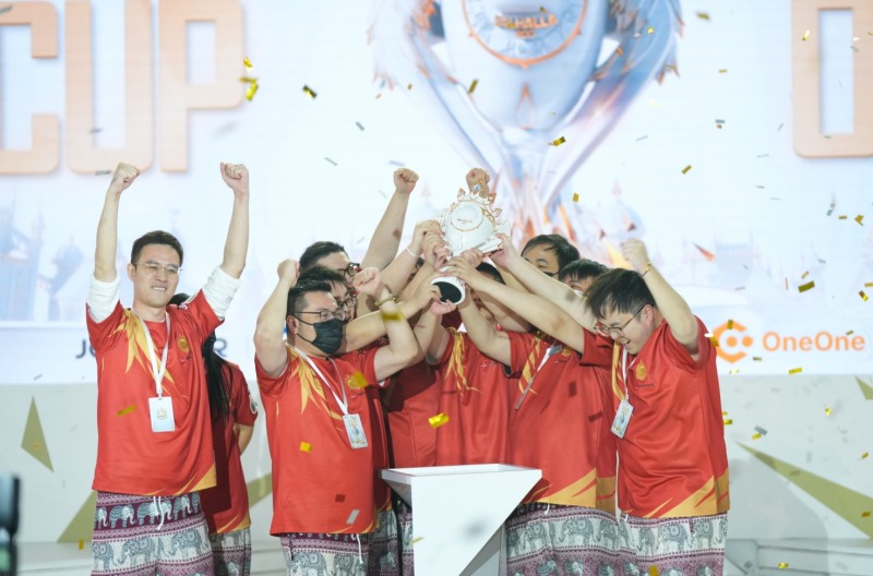 라그나로크 오리진 ‘발할라 월드컵’ 우승팀 조망만물적첨탑(眺望万物的尖塔) 길드. 사진=그라비티