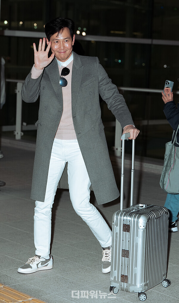 이정재,인천국제공항출국