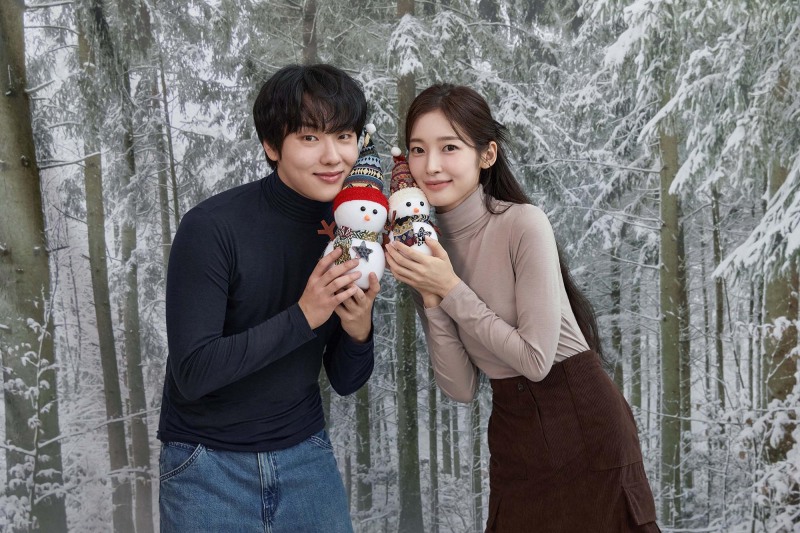 BYC, ‘보디히트 터틀넥긴팔티’ 선보여