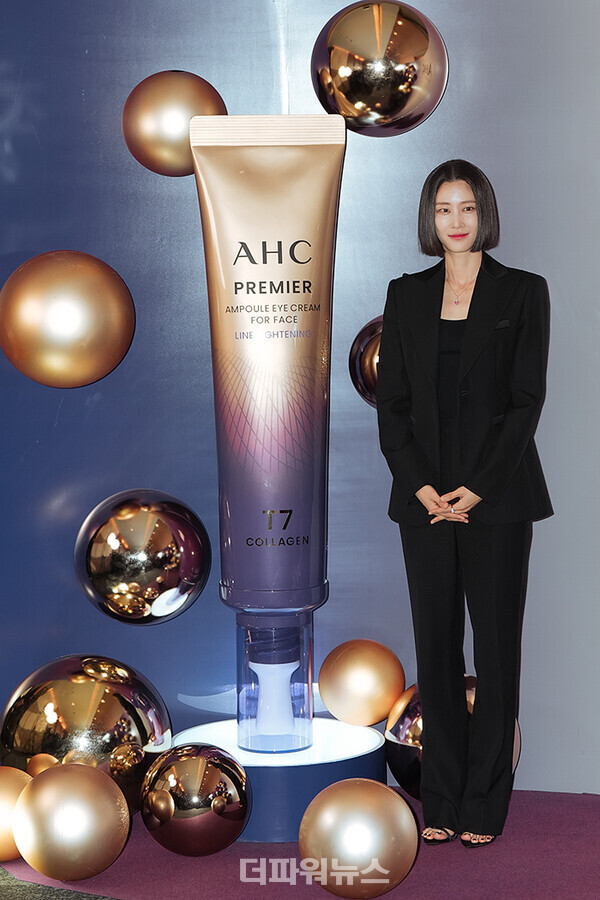 이현이,포토월행사