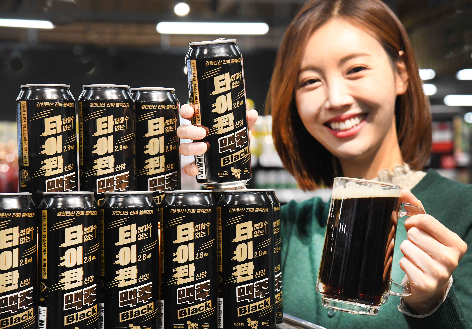 홈플러스, 초저가 흑맥주 ‘타이탄 블랙’ 출시