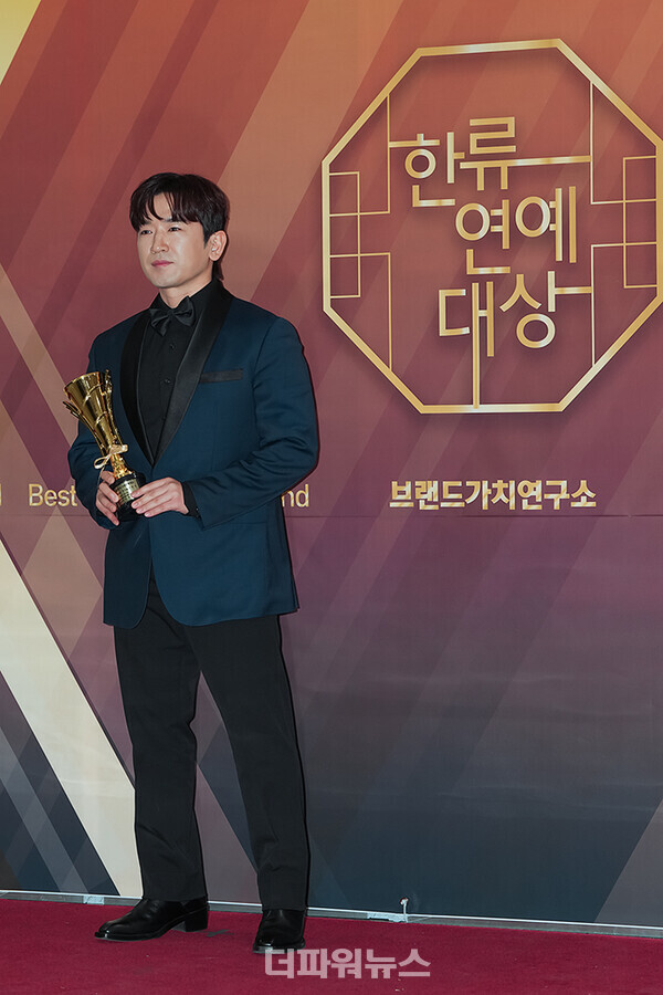 이민우,’대한민국한류연예대상'포토월