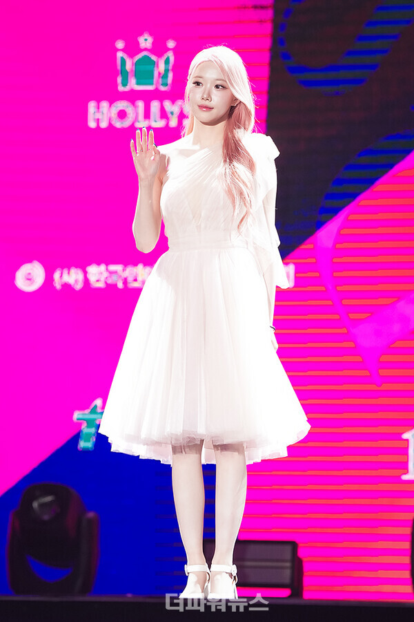 클라씨채원,‘2024서울콘APAN스타어워즈레드카펫’행사