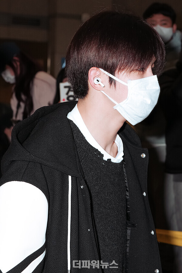 투어스지훈,인천국제공항입국