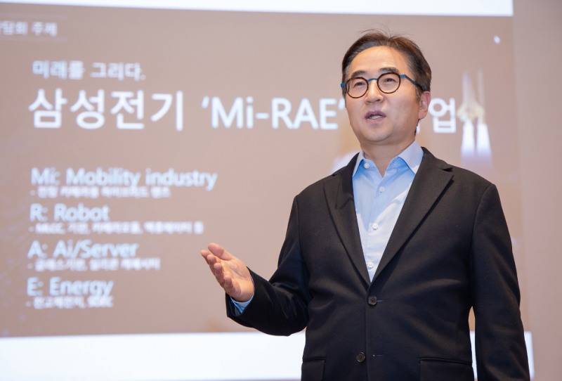 삼성전기 장덕현 사장이 CES2025에서 미디어 간담회를 진행하고 있다. 사진=삼성전기