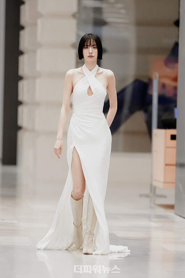 나나,포토월행사