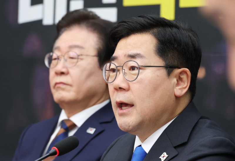 최고위원회의서 발언하는 박찬대 원내대표(사진=연합뉴스)