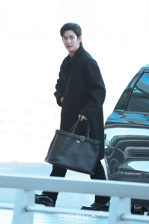 김수현,인천국제공항출국