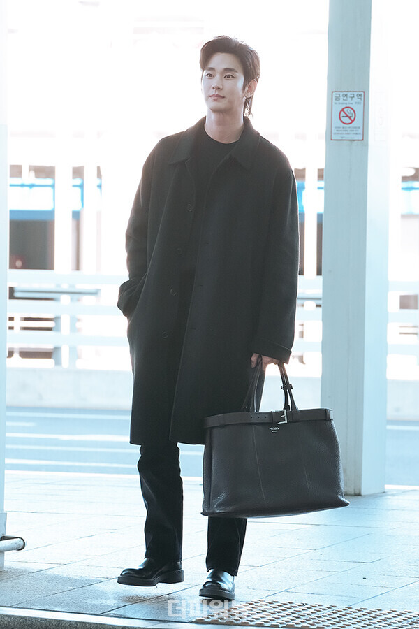 김수현,인천국제공항출국