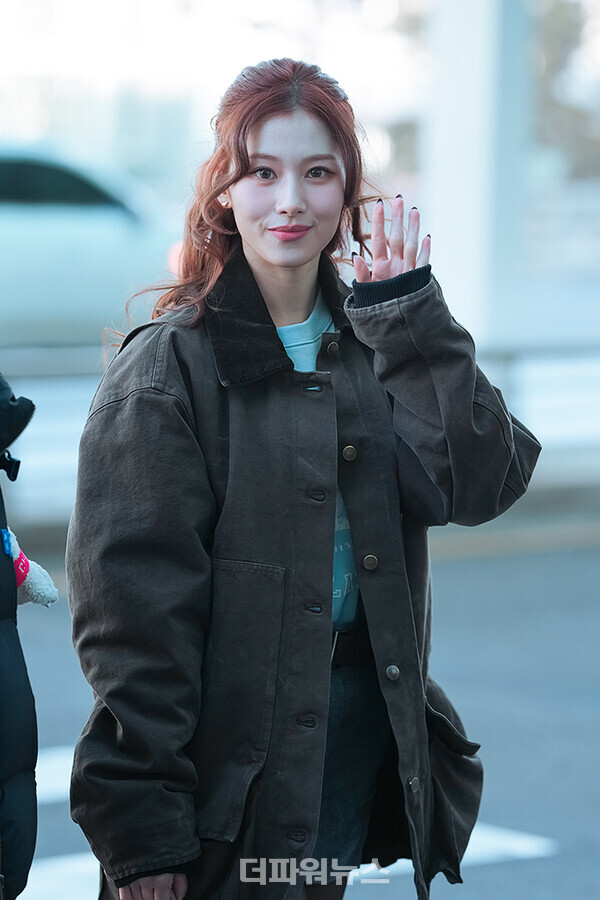 트와이스사나,인천국제공항출국