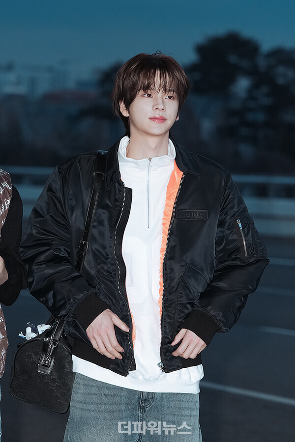 투어스신유,김포국제공항출국