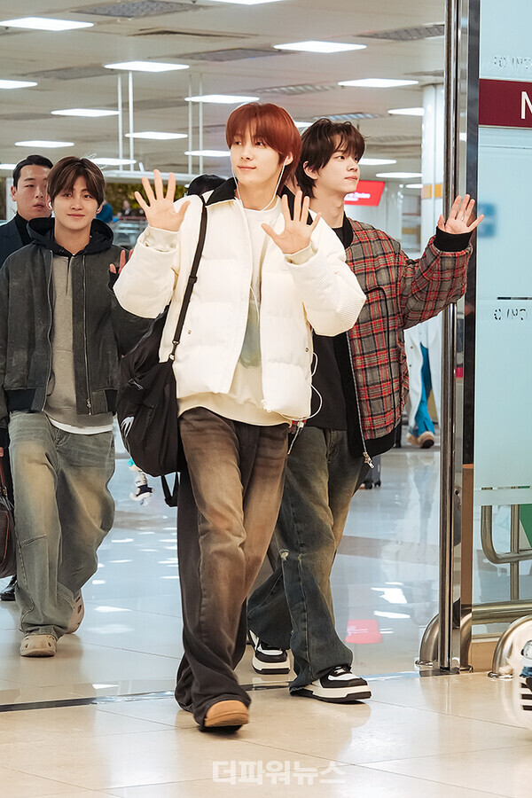 투어스영재-신유,김포국제공항입국