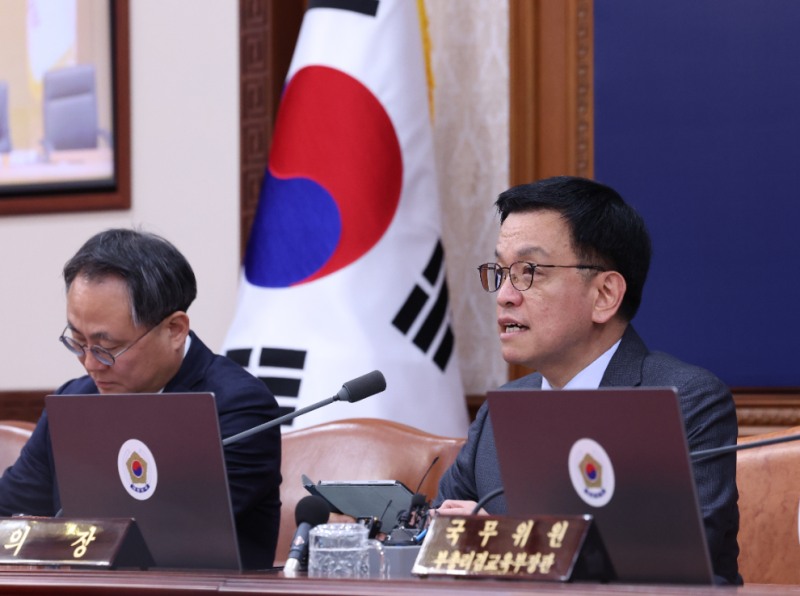 국무회의 주재하는 최 권한대행(사진=연합뉴스)