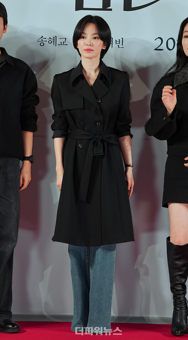 송혜교,영화'검은수녀들'VIP시사회