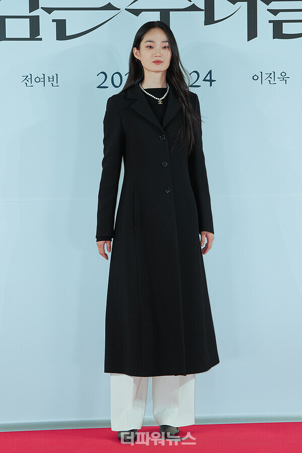 신현지,영화'검은수녀들'VIP시사회