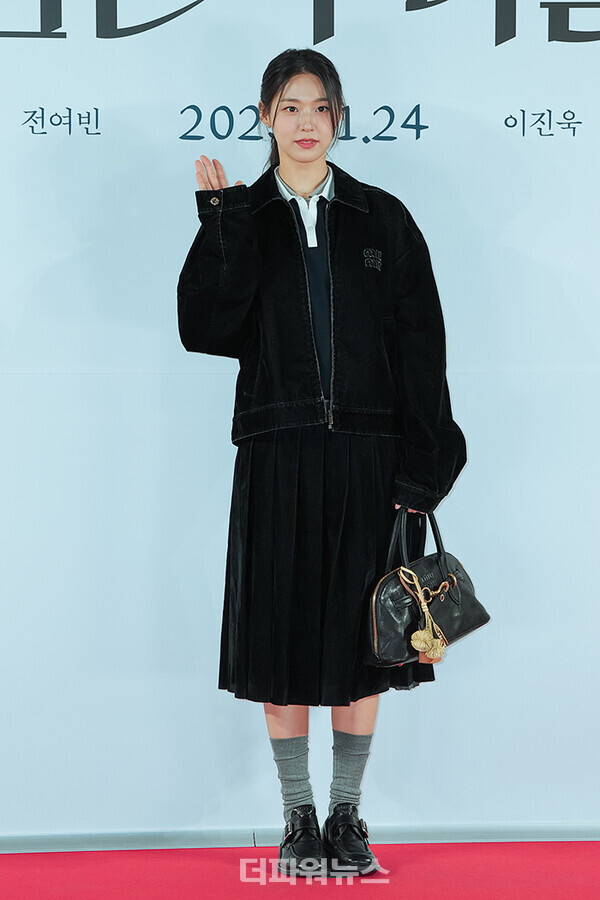 김설현,영화'검은수녀들'VIP시사회