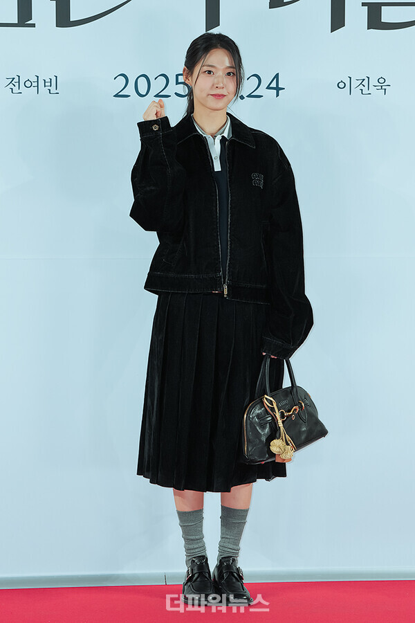 김설현,영화'검은수녀들'VIP시사회