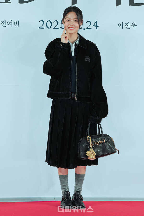 김설현,영화'검은수녀들'VIP시사회