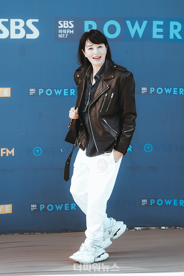 김혜수,파워FM'박하선의씨네타운’출근길