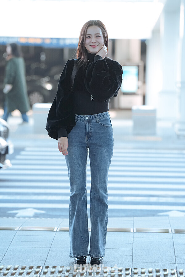 지수,인천국제공항출국