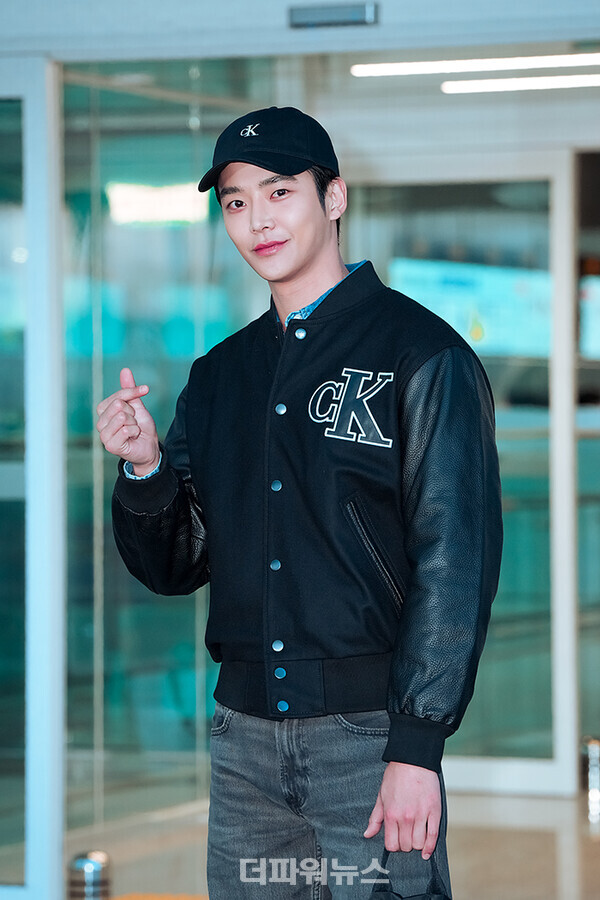 로운,인천국제공항출국