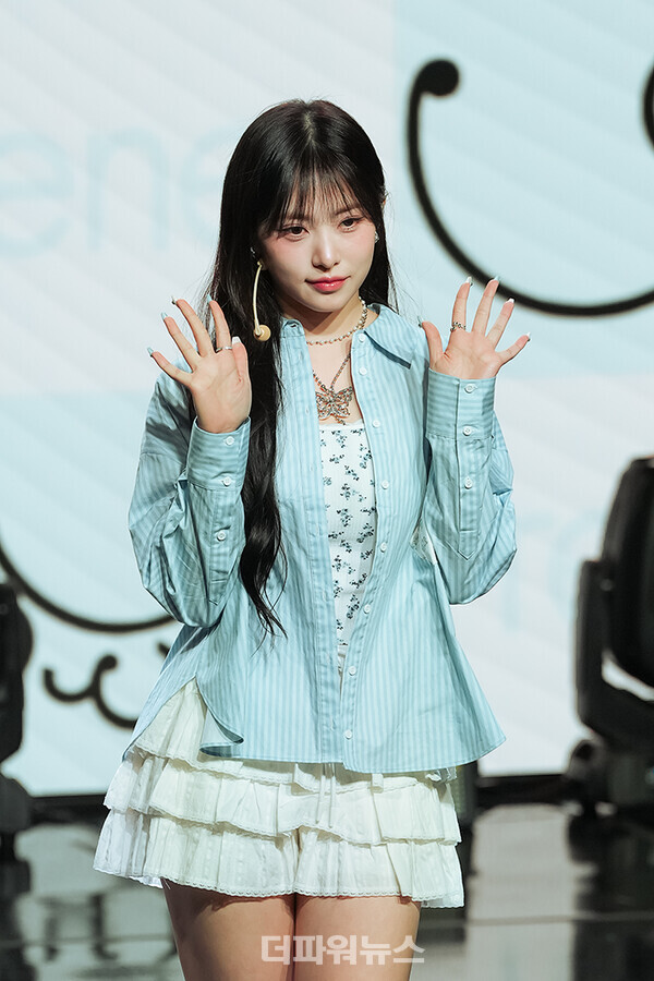 리센느리브,미니2집‘GlowUp’발매기념미디어쇼케이스