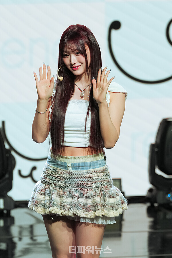 리센느미나미,미니2집‘GlowUp’발매기념미디어쇼케이스