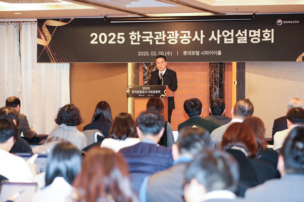 2025공사사업설명회에서서영충사장직무대행이인사말을하고있다.
