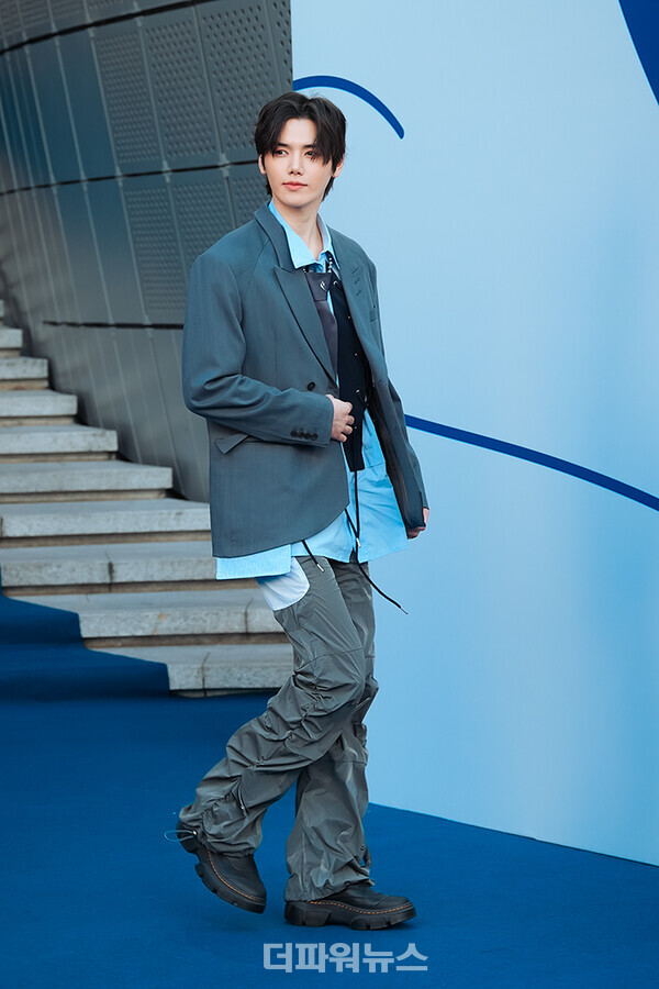 크래비티민희,2025FW서울패션위크페노메논시퍼패션쇼