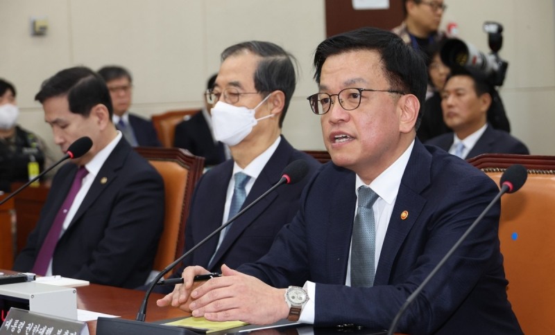 내란 국조특위에서 발언하는 최상목 권한대행(사진=연합뉴스)