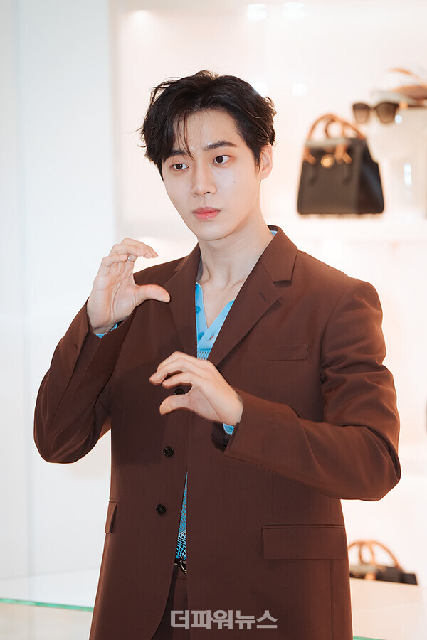 추영우,‘구찌’리뉴얼오픈포토월행사