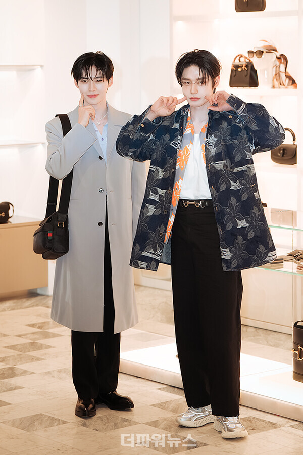 제로베이스원성한빈-김지웅,‘구찌’리뉴얼오픈포토월행사